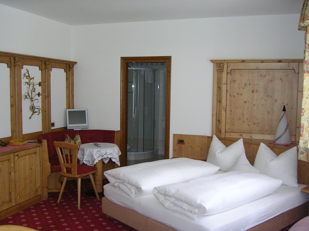 Hotel Garni Royal Arabba Bagian luar foto