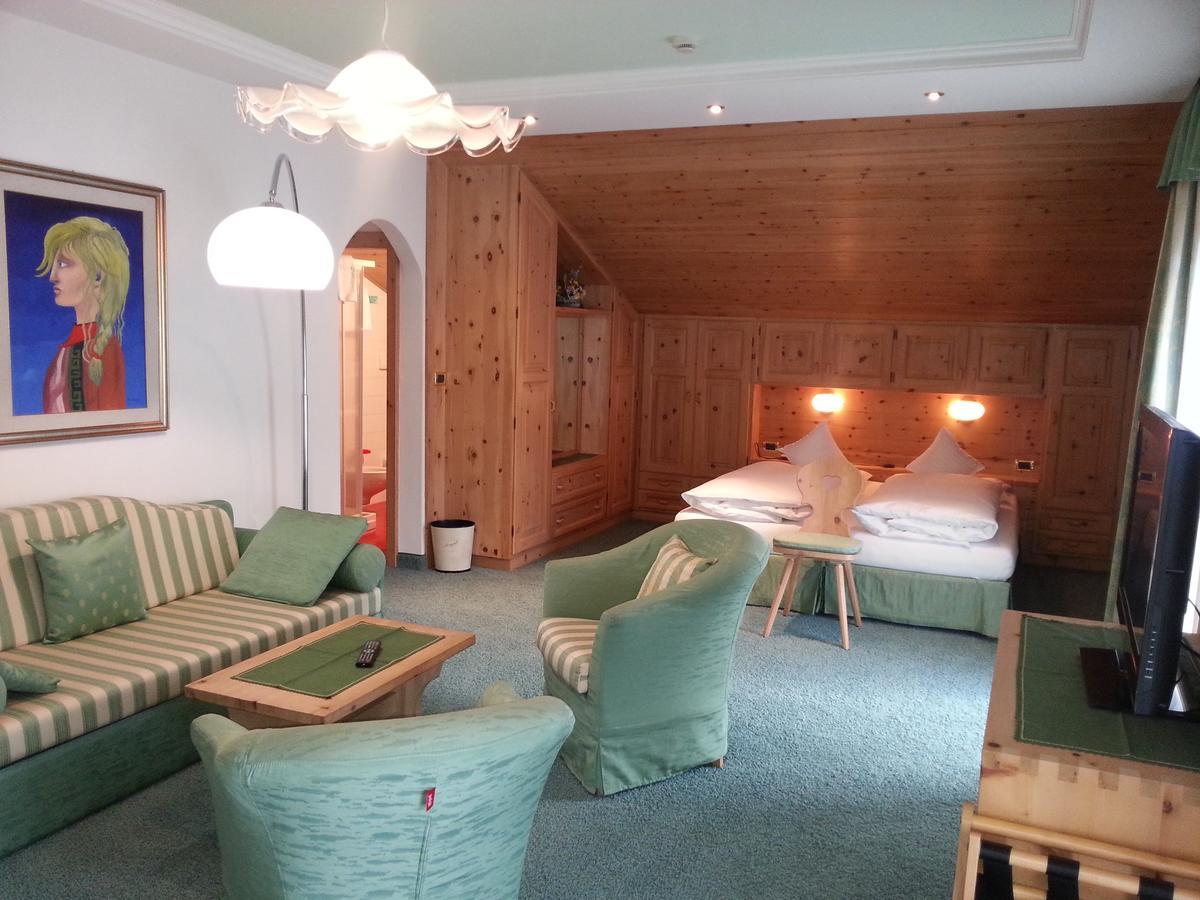 Hotel Garni Royal Arabba Bagian luar foto