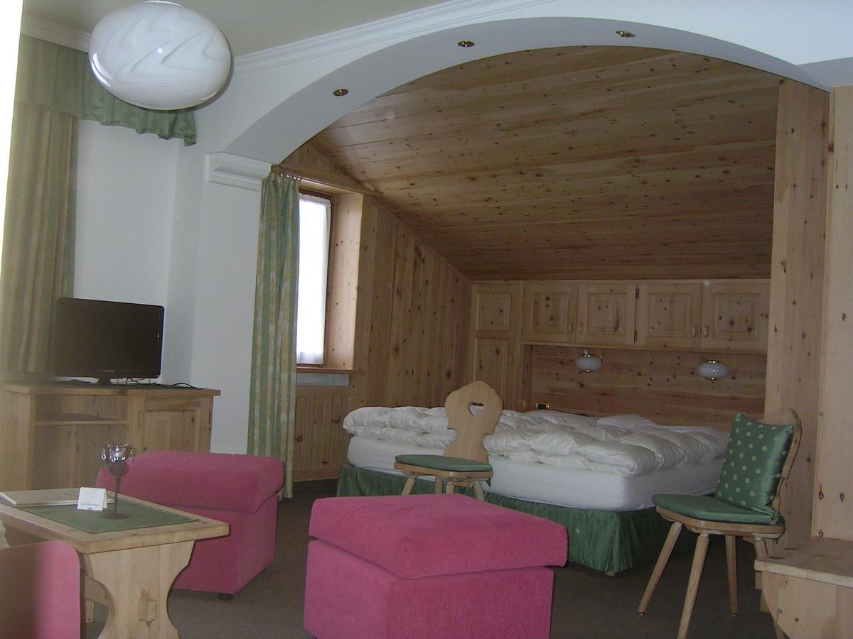 Hotel Garni Royal Arabba Bagian luar foto